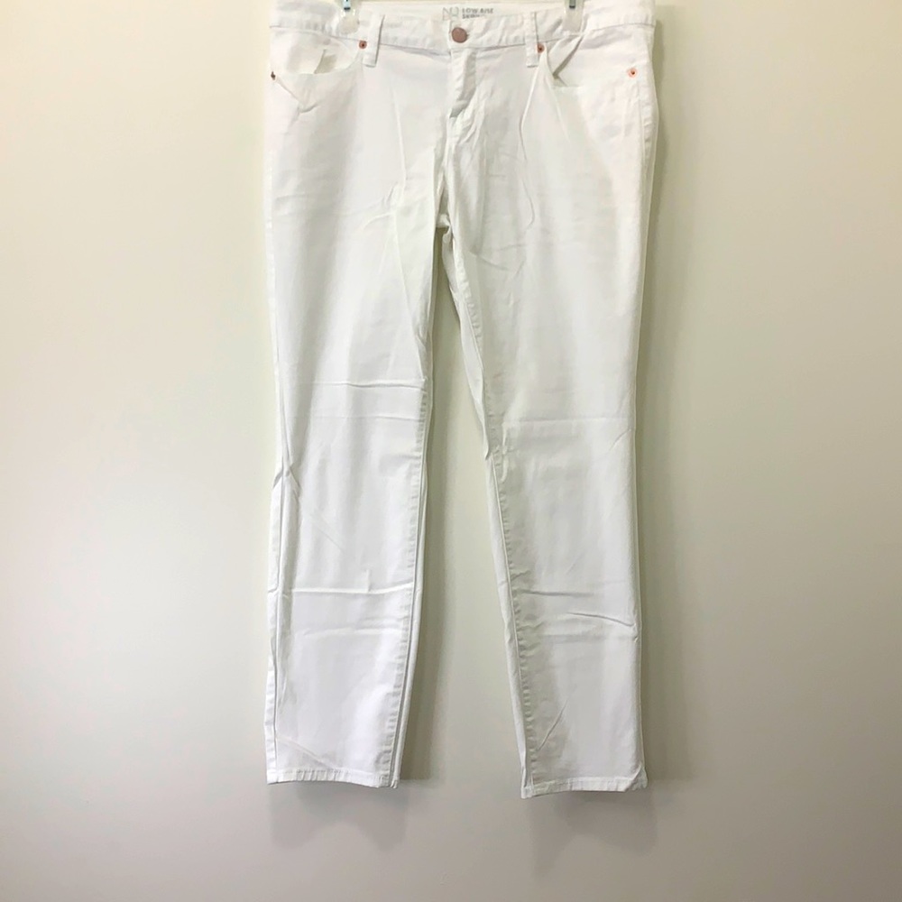 No Boundaries Low Rise Jean